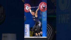 Giulia Imperio 🇮🇹 saving 85kg! #weightlifting