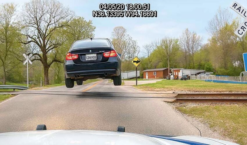High-Speed Police Chases Over 150MPH – Caught on Dashcam