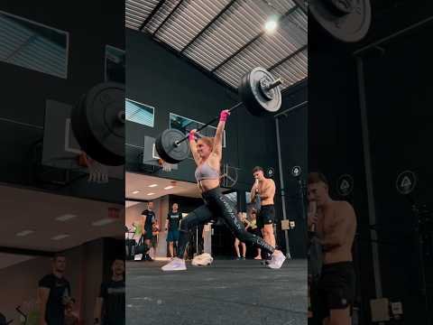 Her Lifting Is EVERYTHING!🤩