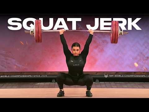 When The Audience Sees A Squat Jerk For The First Time! | Worlds 2025