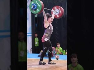 Mattie Rogers (81kg 🇺🇸) with helluva attempt at 144kg / 317lb!  #cleanandjerk #weightlifting