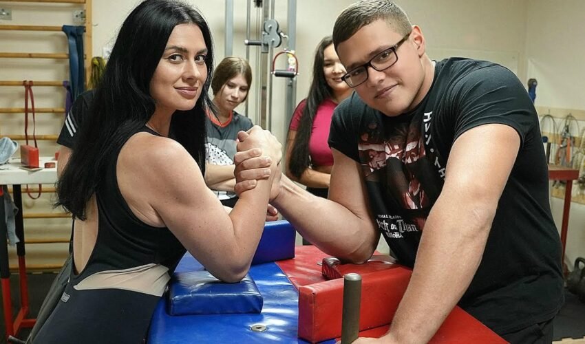 SCHOOLBOY VS MOTHER IRINA | ARM WRESTLING 2023