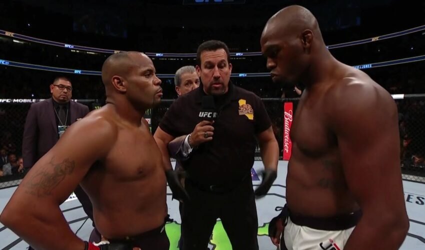 Cormier vs. Jones 2 | Fight Highlights