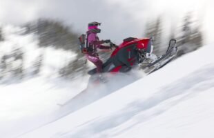 Electric Backcountry Snowmobiling – TAIGA EKKO