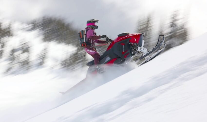 Electric Backcountry Snowmobiling – TAIGA EKKO
