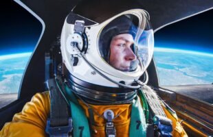 Flying the U-2 Spy Plane 70,000 Feet to the Edge of Space