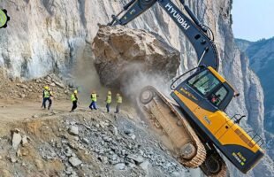 Jaw-Dropping Excavator Operator Skills So Crazy You’d Think They’re Fake!