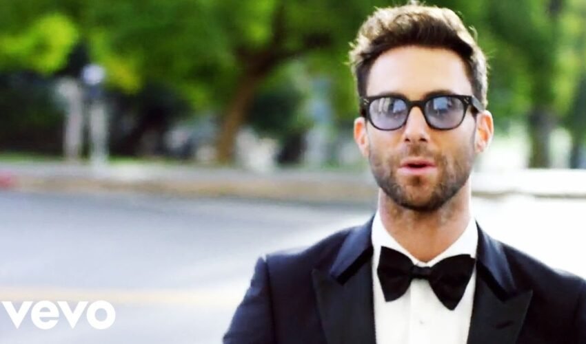 Maroon 5 – Sugar (Official Music Video)