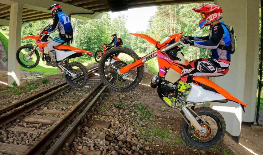 The Power Transition: 350 EXC-F & 300 EXC TBI with Akrapovic Sound