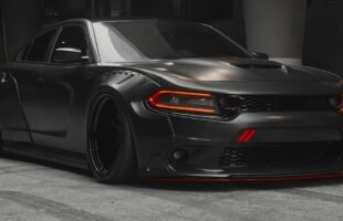 TOP 10 BEST MUSCLE CARS IN THE WORLD