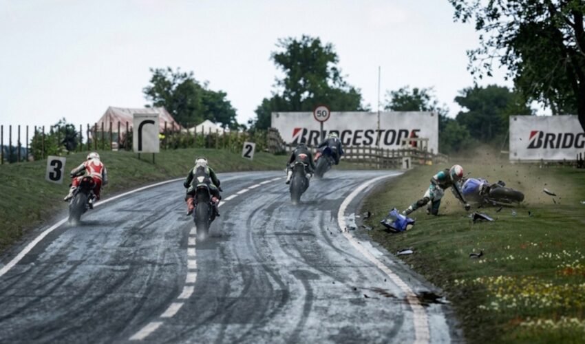 TT RACES BRUTAL HIGHSPEED CRASH