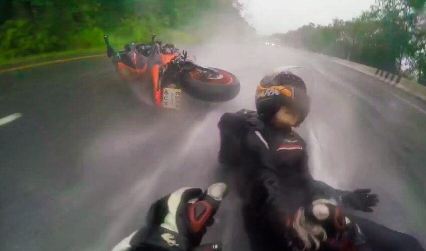Bike Saves Girlfriend After Crash In Rain Great Partner