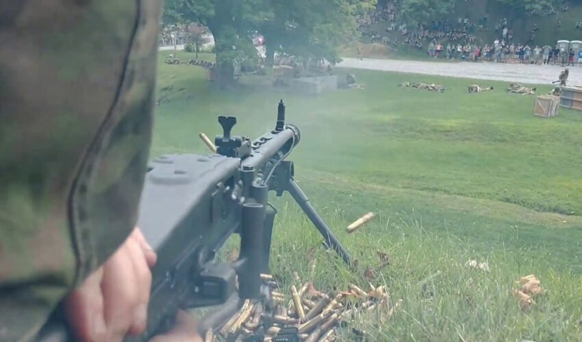 MG42 Belt Change