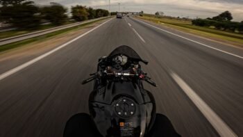 YAMAHA YZF R6 – SUNSET RIDE – PURE SOUND – 4K