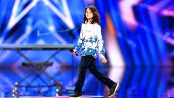 14-Year-Old Boy Sang Queen… And Made Simon Cowell STAND UP!