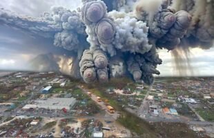 30 Minutes of Most Extreme Natural Disasters Ever Caught on Camera !