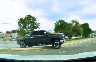 Idiots In Cars 427