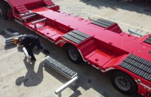 LOWBED SEMI TRAILER FOR TRANSPORTING LARGE RUBBER TIRED HEAVY MACHINERY!