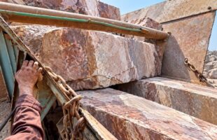 MASSIVE ROCKS UNLOADED AT THE QUARRY! 😱🪨 HEAVY MACHINERY & STONE CRUSHING PREPARATION!
