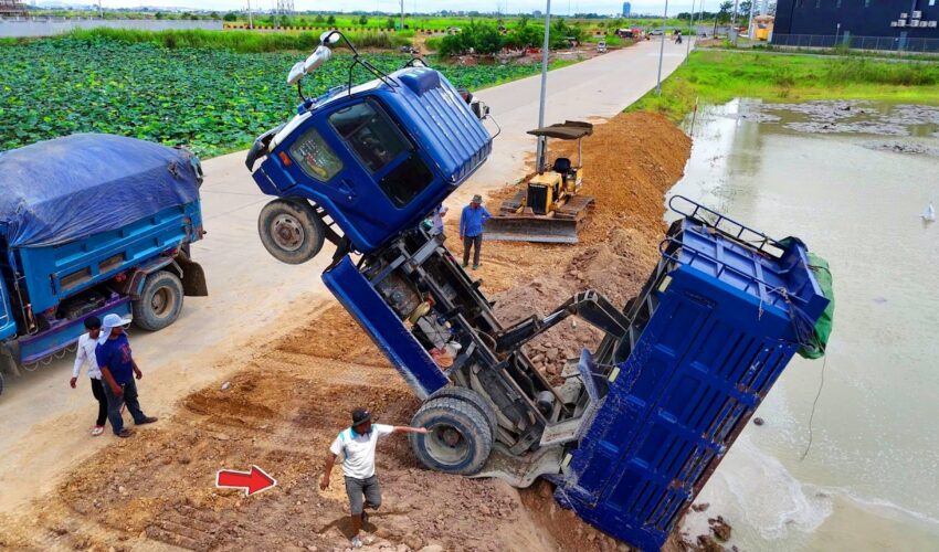 O.M.G! HEAVY MACHINERY NEW LAND FILL ACTION! DUMP TRUCK BACK UPLOADING STUCK, BULLDOZER PUSHING SOIL!